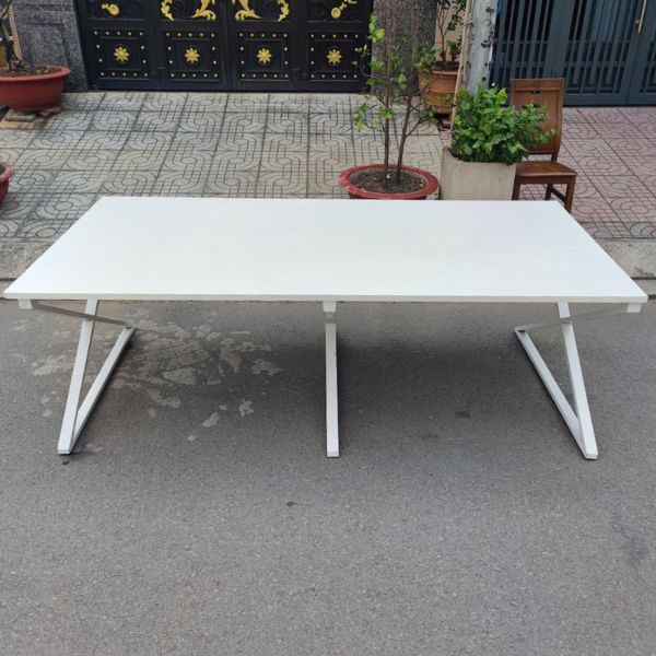 Bàn họp MDF chân sắt 2m4 cao cấp cũ