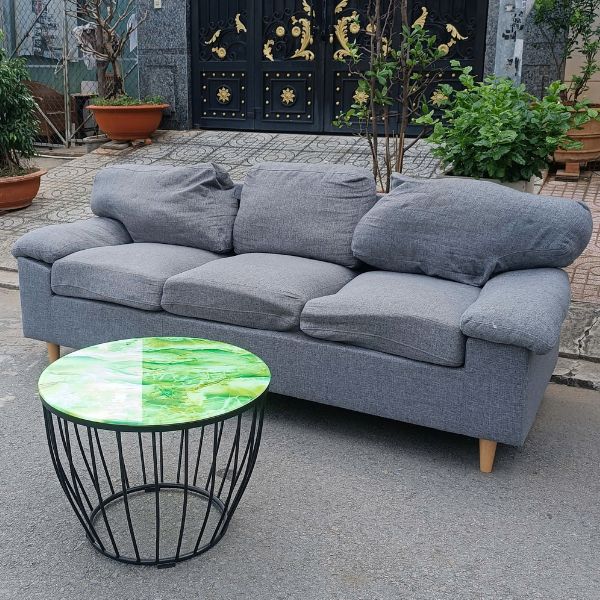 Băng ghế sofa nệm bọc vải màu xanh kèm bàn mới 90%