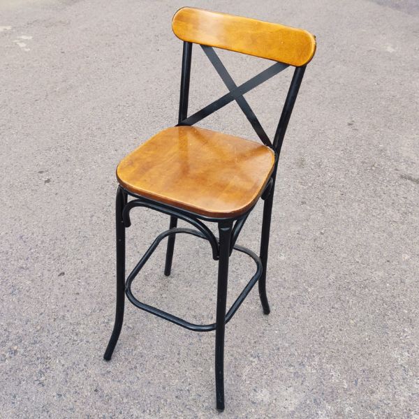 Ghế bar ban công mặt gỗ tự nhiên chân sắt cao cũ đẹp
