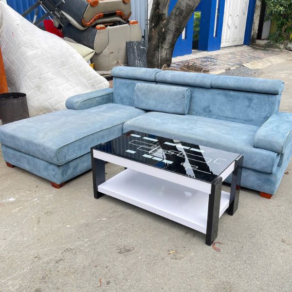 Ghế sofa chữ L nệm bọc vải xanh khung gỗ cao cấp mới 90%