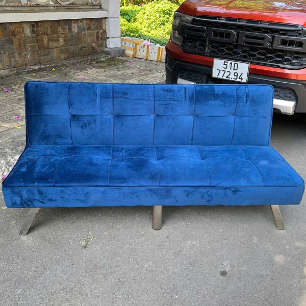 Thanh lý Ghế sofa bed bọc nhung màu xanh chân inox