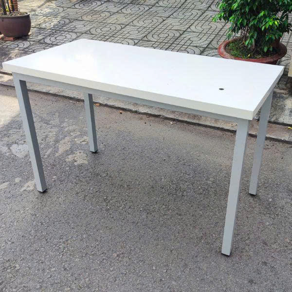 Bàn làm việc chân sắt 1m2x60cm cũ