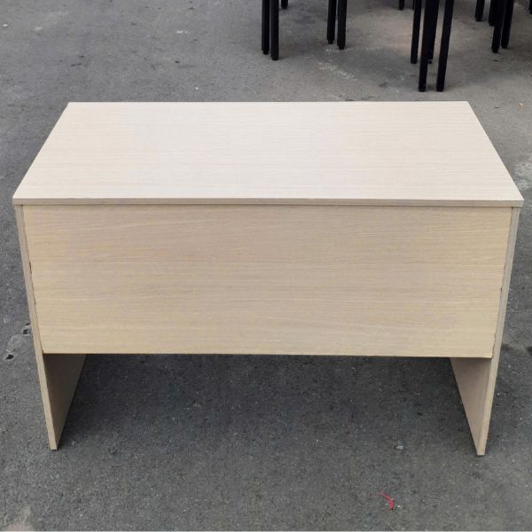 Bàn làm việc văn phòng 1m2x60cm màu kem cũ đẹp