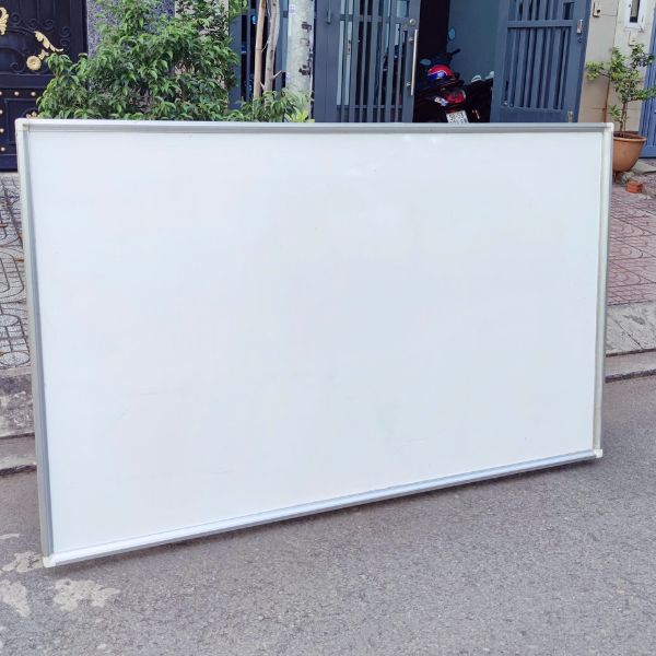 Bảng trắng viết bút lông thanh lý