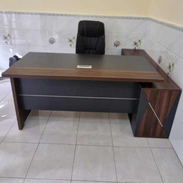 Thanh lý Bàn Giám đốc chữ L gỗ MDF như mới