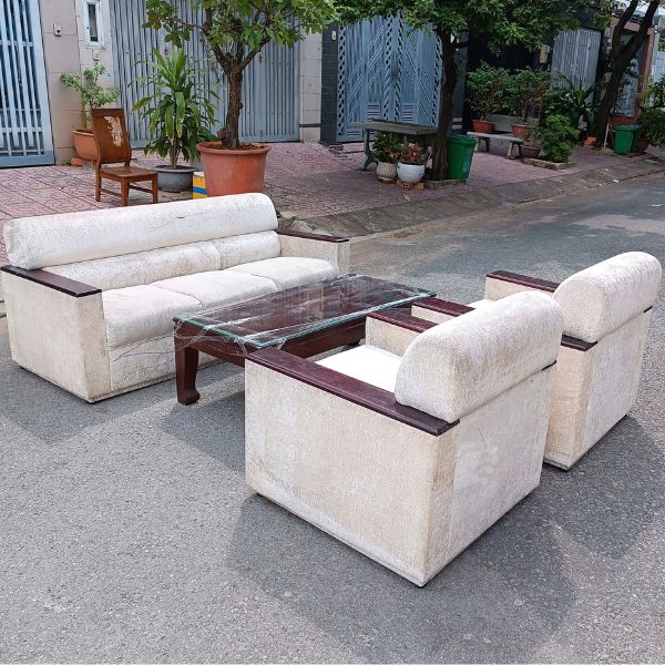 Bộ ghế sofa phòng khách bọc vải màu kem thanh lý