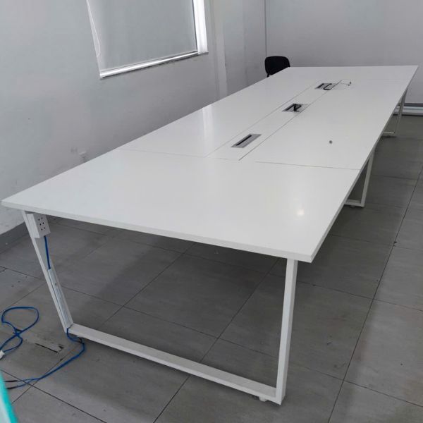 Thanh lý bàn họp chân sắt 4mx1m4 màu trắng