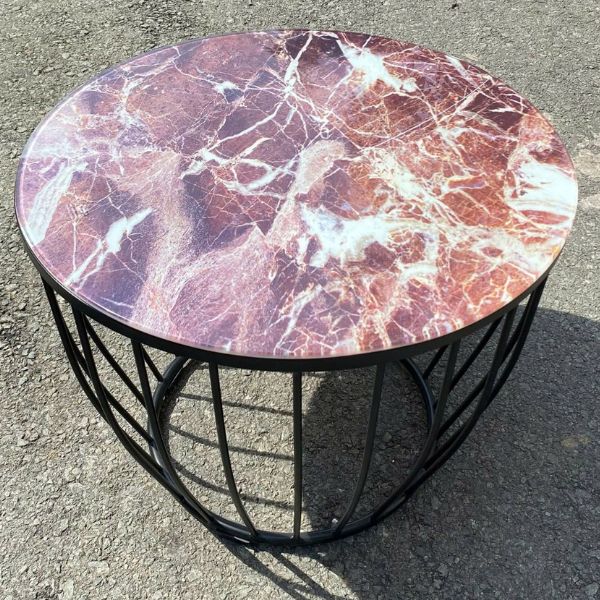 Bàn trà tròn mặt kính khung sắt phong cách hiện đại