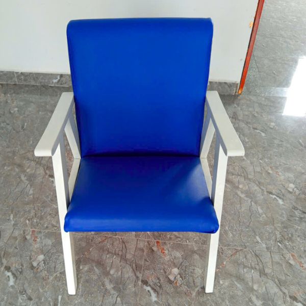 Ghế cafe Katana phòng lạnh mặt nệm cao cấp mới 95%