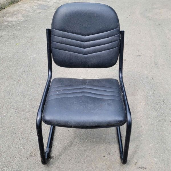 Ghế họp văn phòng bọc da chân sắt cũ đẹp