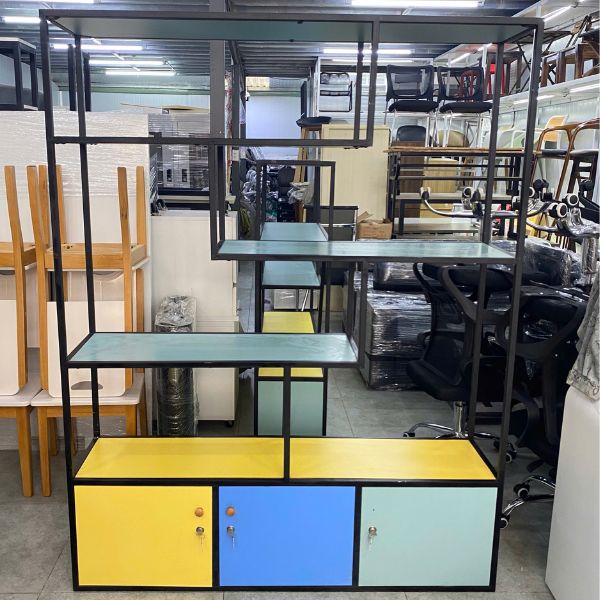 Kệ trang trí khung sắt mặt gỗ bền đẹp thanh lý