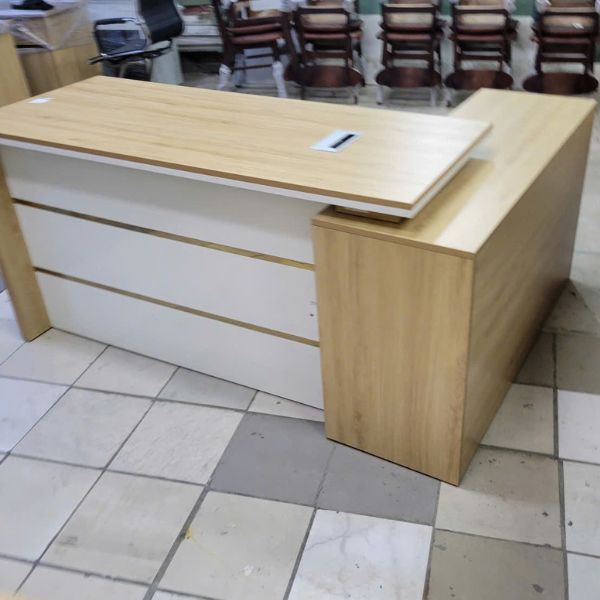 Bàn Giám đốc văn phòng góc L hiện đại tồn kho