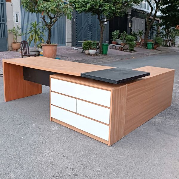 Bàn làm việc Giám đốc chữ L MDF 2m3 giá rẻ