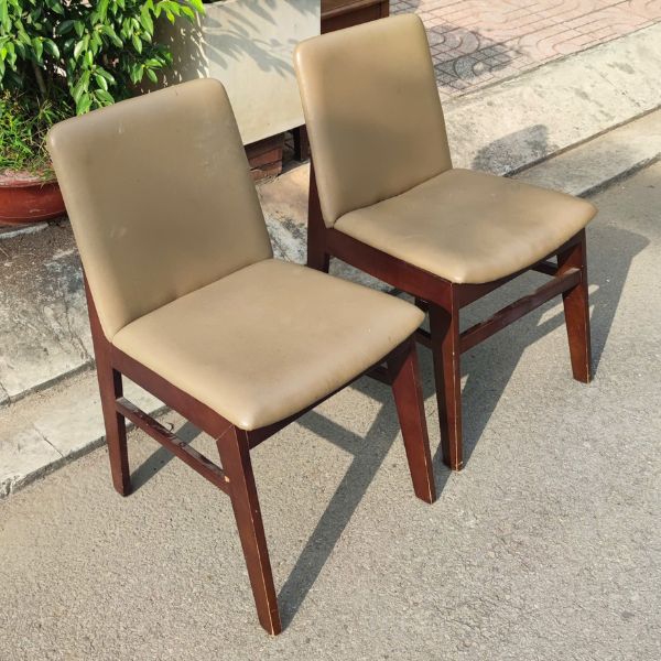 Thanh lý ghế gỗ cà phê Obama da kem đẹp