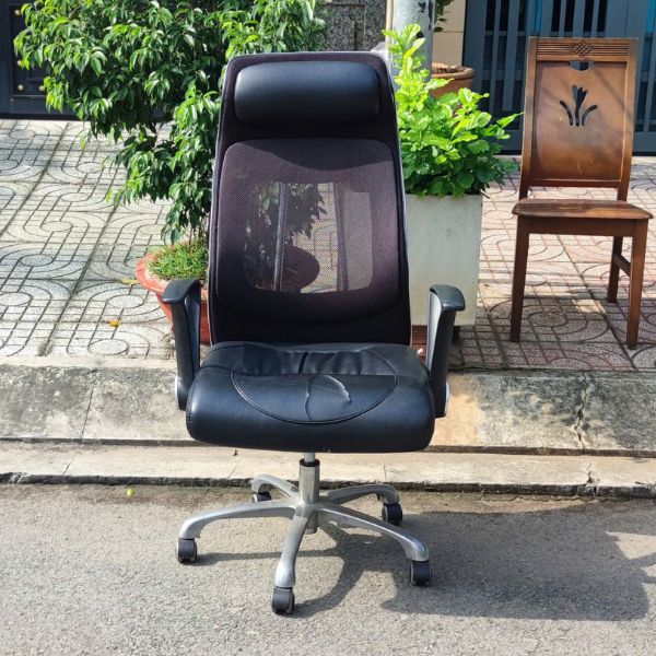 Thanh lý ghế Trưởng phòng lưng lưới xoay nhập khẩu