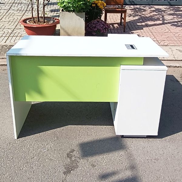 Bàn làm việc Giám đốc chữ L gỗ MDF mới 90%