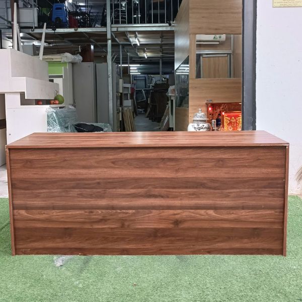 Quầy tiếp tân văn phòng gỗ MDF màu nâu thanh lý