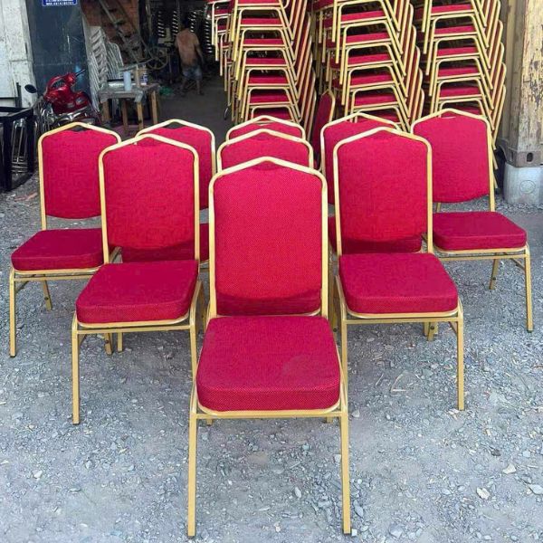 Thanh lý ghế ăn nhà hàng nệm đỏ cao mới 99%