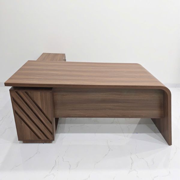 Thanh lý bàn làm việc Giám đốc cao cấp góc L 1m8x1m6