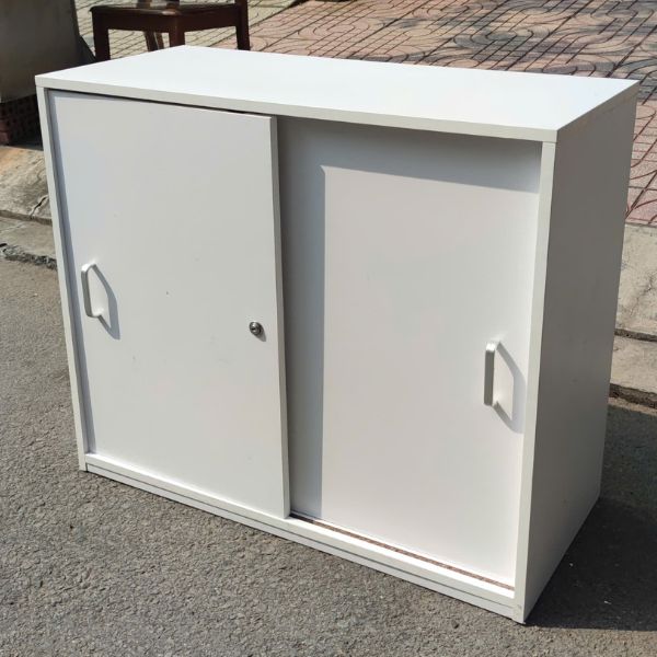 Thanh lý tủ hồ sơ văn phòng 2 cửa trượt như mới