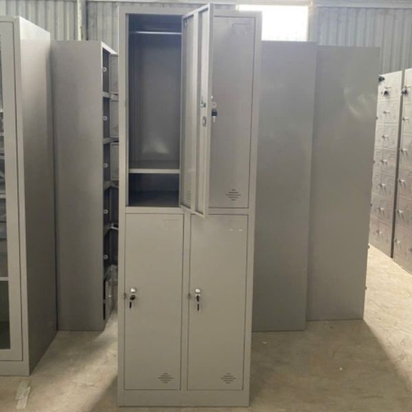 Tủ sắt locker 4 ngăn treo áo quần tồn kho