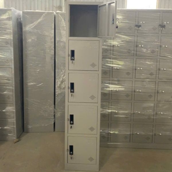Thanh lý tủ locker sắt cá nhân 5 ngăn mới 99%