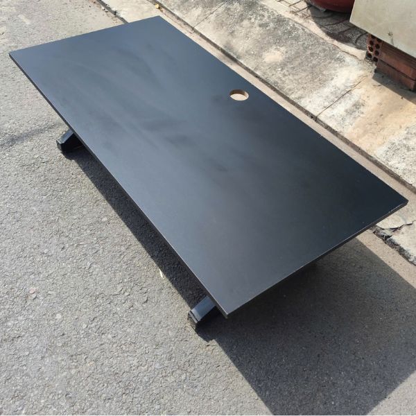 Bàn laptop ngồi sàn gấp gọn tiện lợi 1m2 thanh lý
