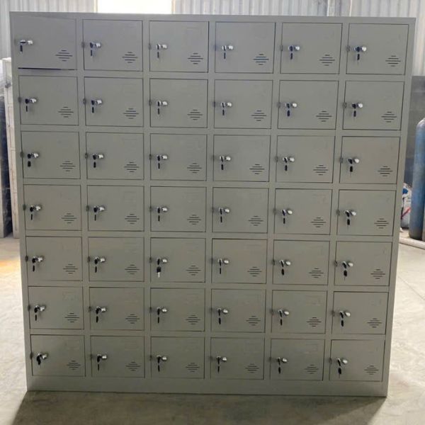 Tủ locker 42 ngăn sắt sơn tĩnh điện cao cấp mới 99%